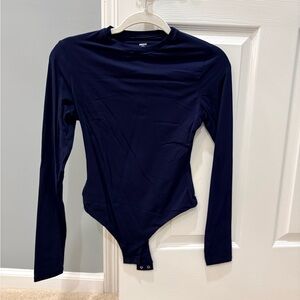 ✨ New Never Worn SKIMS Long Sleeve Bodysuit – Navy ✨